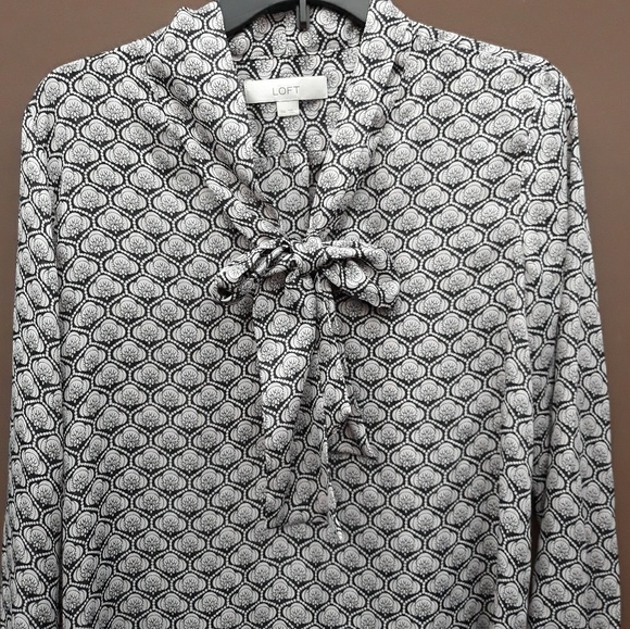 Loft Tie Neck Semi-sheer Blouse Sz S - Picture 2 of 5